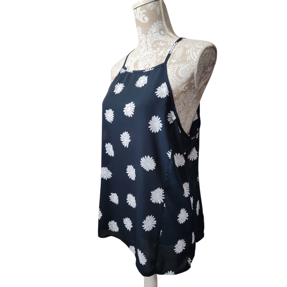 CAbi B/W Soft Girl Daisy Petal Tank Size M